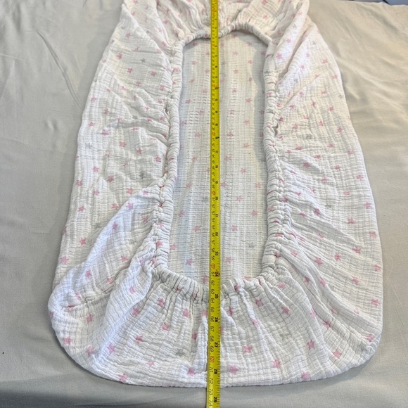 aden + anais - Pink and Gray Star change table sheet - Picture 5 of 6